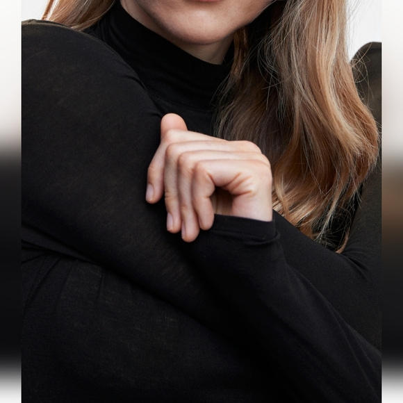 BNWT Mango Mockneck/swan Neck Top - Picture 2 of 7